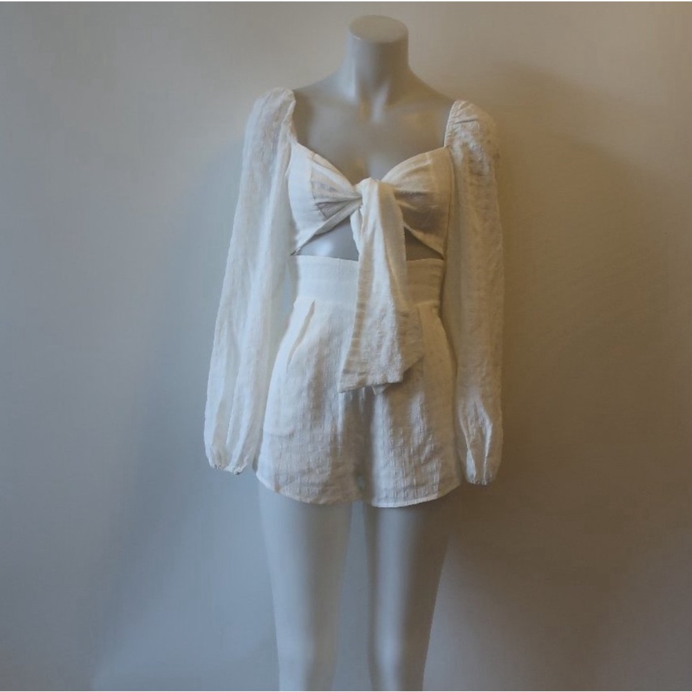 NEW WITH TAGS HELLO MOLLY RUNAWAY THE LABEL Rosa Playsuit